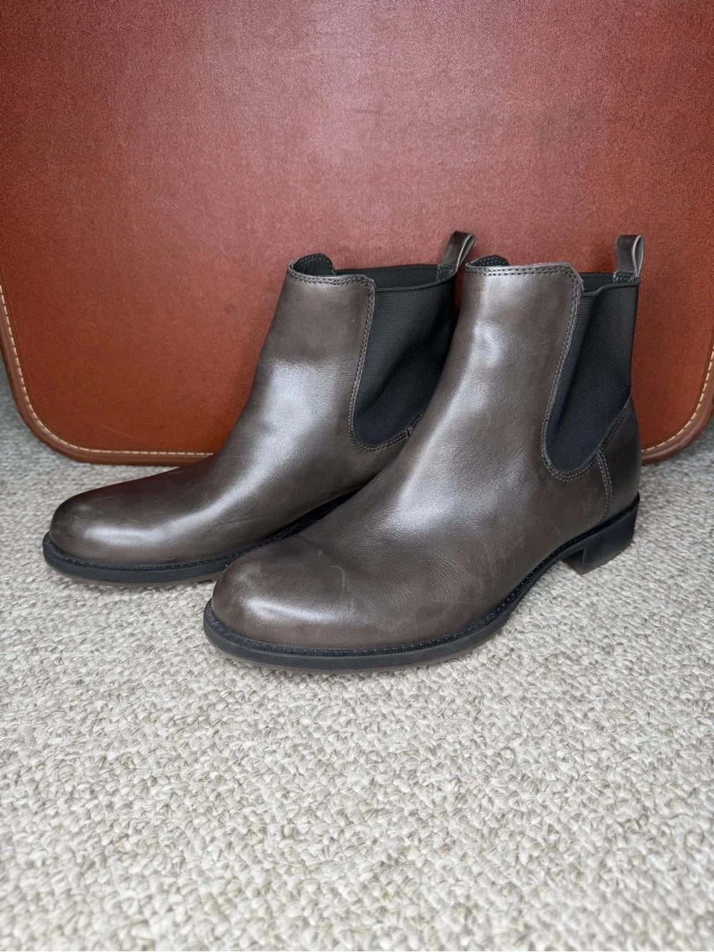 Ecco leather Chelsea boots